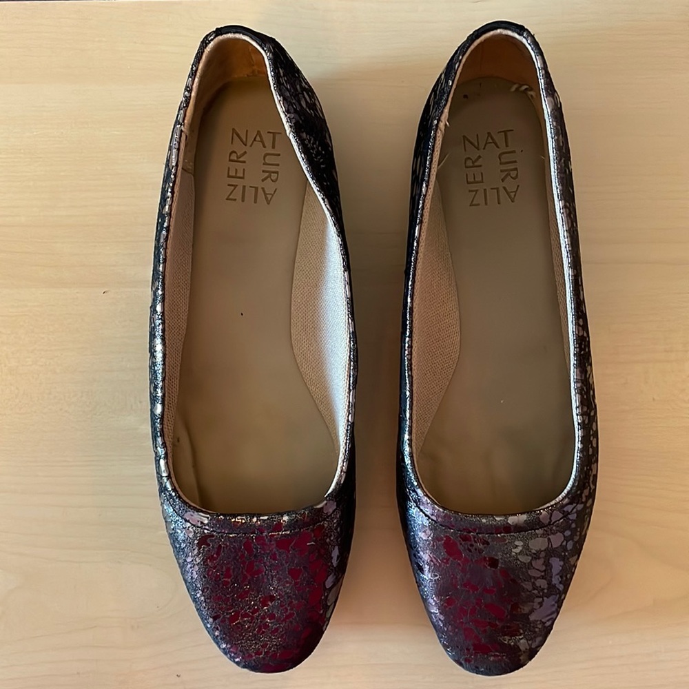 Naturalizer pewter metallic Alya flat